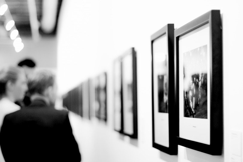 art show gallery display
